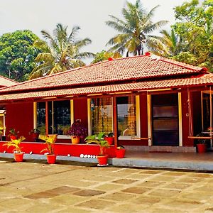 Cs County Resort